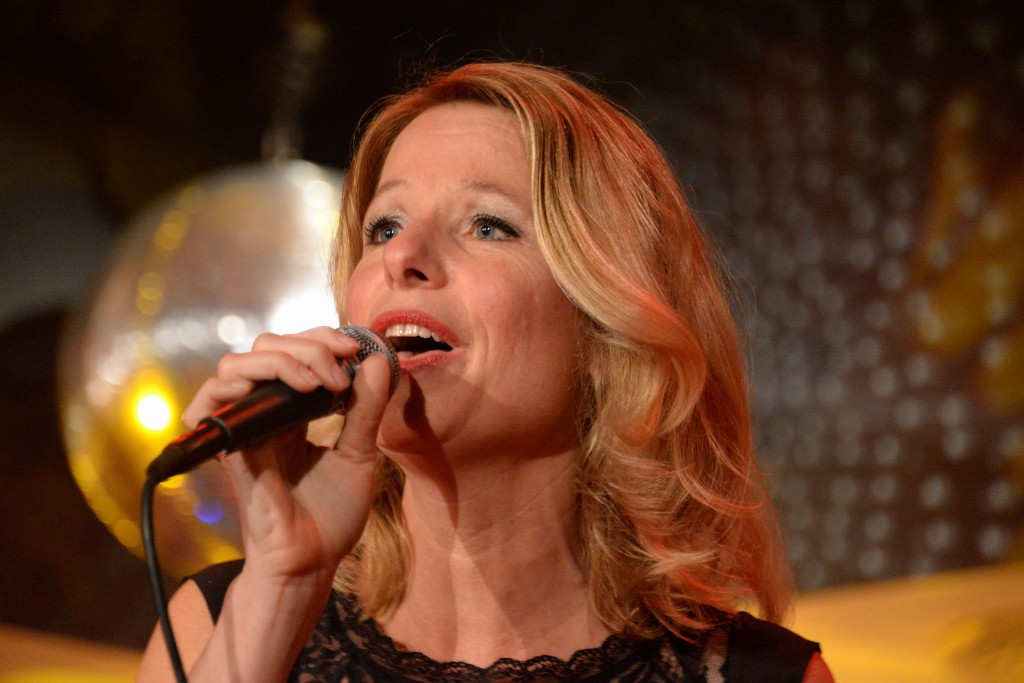 ../Images/Heel Noordwijkerhout zingt Hazes 306.jpg